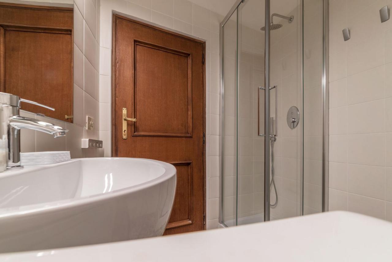 Fontanella Borghese Apartment - Fromhometoローマ エクステリア 写真